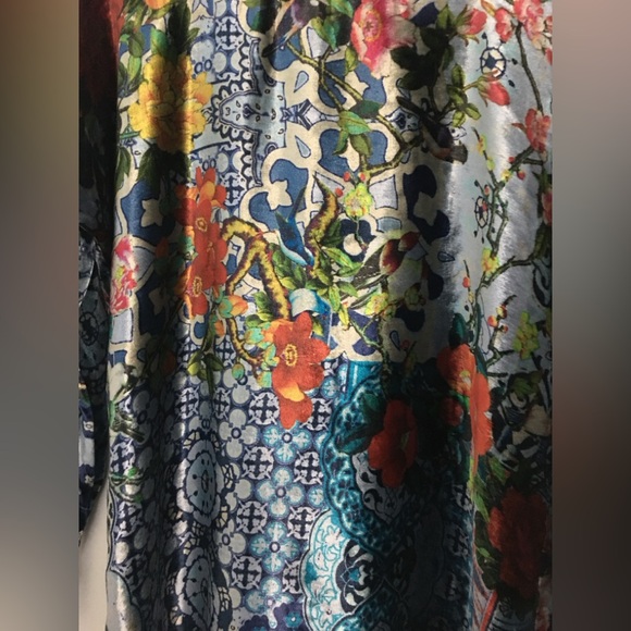 Johnny Was Tunic - Picture 2 of 9